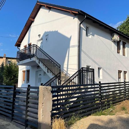 Rock Hostel Priştine Dış mekan fotoğraf