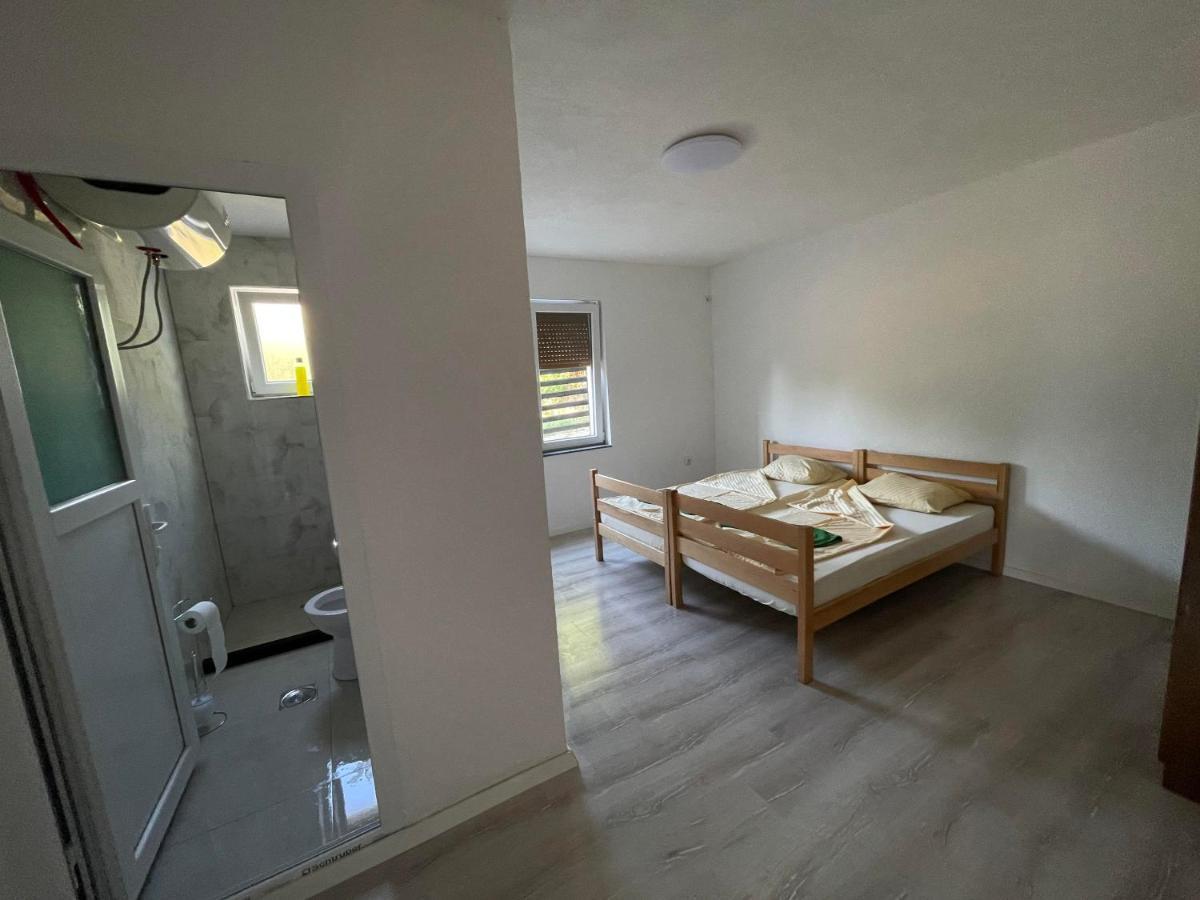 Rock Hostel Priştine Dış mekan fotoğraf