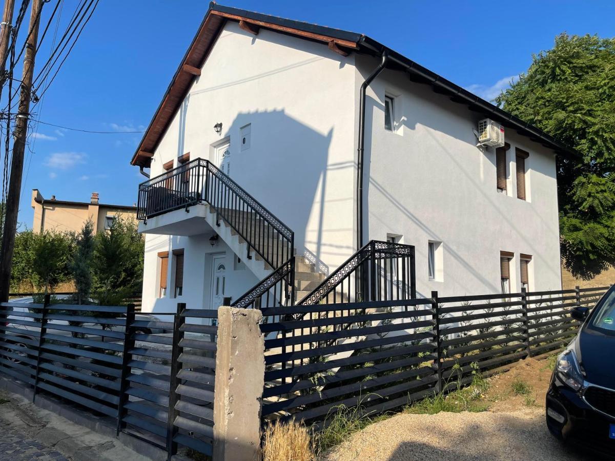 Rock Hostel Priştine Dış mekan fotoğraf